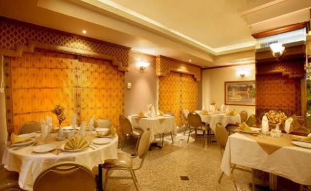Capri Hotel Suites Амман Экстерьер фото