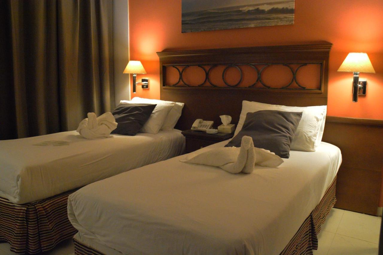 Capri Hotel Suites Амман Экстерьер фото